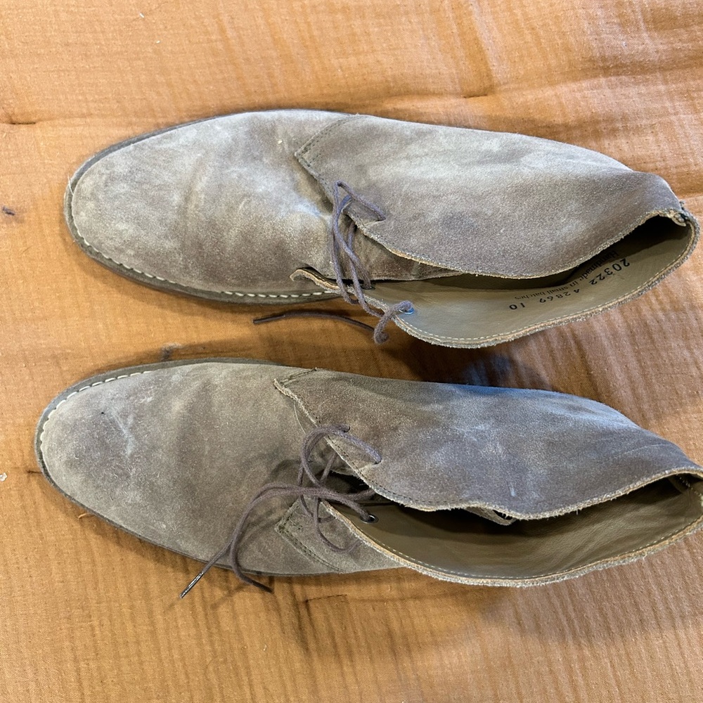 Thursday boot co brown chukka boots